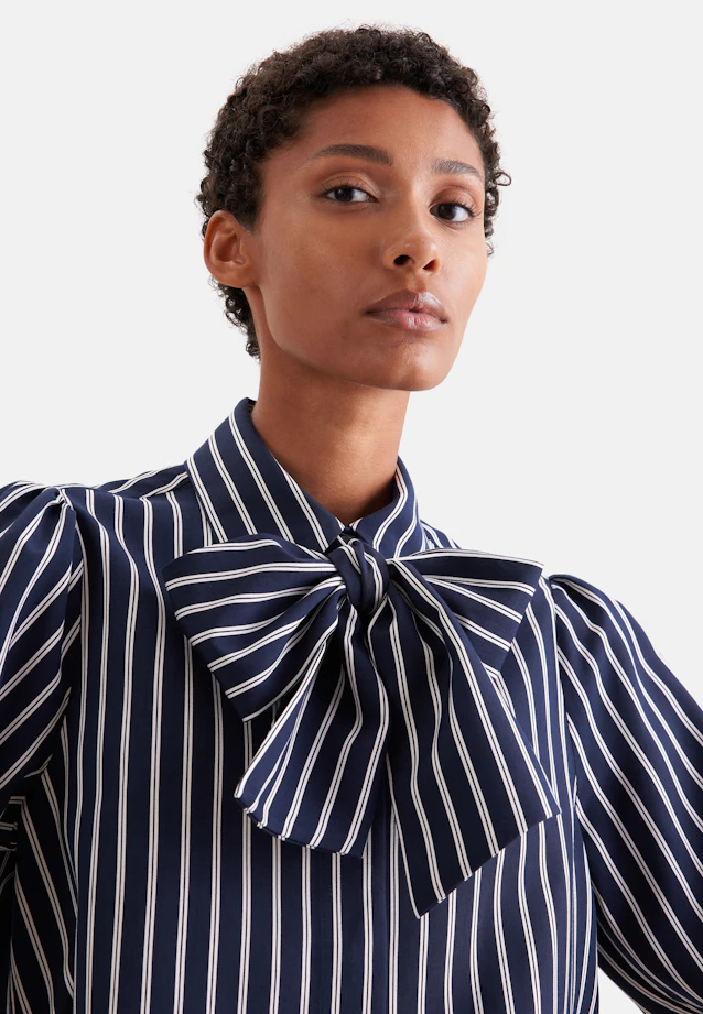 Bluse mit abnehmbarer Schluppe in Dunkelblau |  Seidensticker Onlineshop