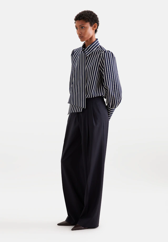 Bluse mit abnehmbarer Schluppe in Dunkelblau |  Seidensticker Onlineshop