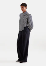 Bluse mit abnehmbarer Schluppe in Dunkelblau |  Seidensticker Onlineshop