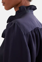 Schluppenbluse mit Rüschendetail aus Acetat in Dunkelblau |  Seidensticker Onlineshop