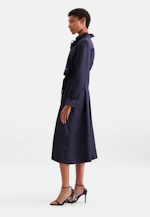 Satiniertes Kleid mit Schluppe und Bindeband aus Acetat in Dunkelblau |  Seidensticker Onlineshop