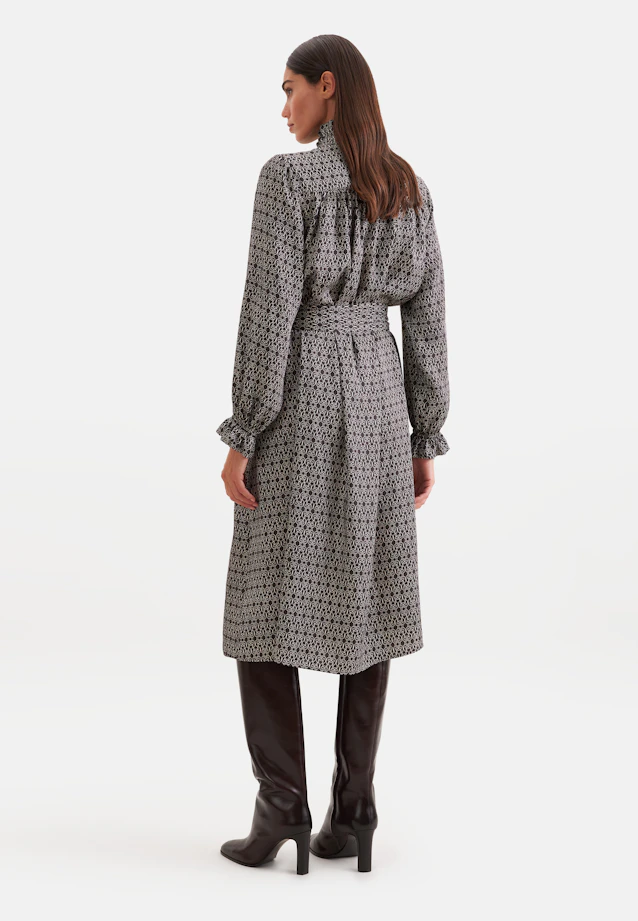 Satiniertes Kleid mit Rüschen und Gürtel in Braun |  Seidensticker Onlineshop