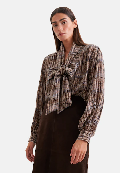 Schluppenbluse mit Volumenärmeln und hoher Manschette aus Chiffon in Braun |  Seidensticker Onlineshop