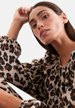 Robe raglan en satin avec détails de nœud et ceinture in Beige |  Seidensticker Onlineshop