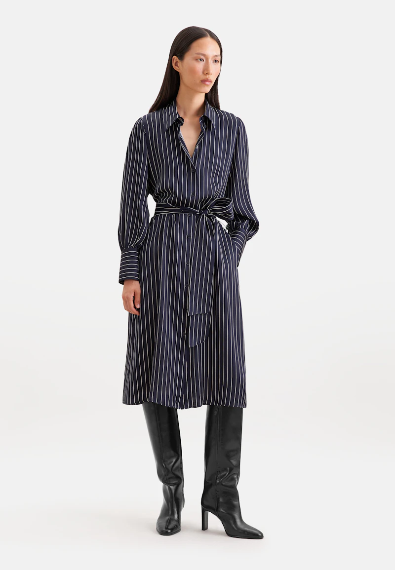 Robe midi ceinture