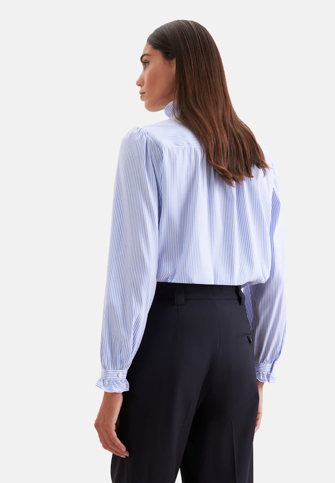 Hemdbluse mit Rüschendetails in Hellblau | Seidensticker Onlineshop