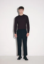 Chino Cropped mit Bundfalten in Schwarz |  Seidensticker Onlineshop