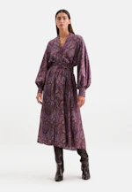 Robe à col droit avec ceinture à la taille et poignets hauts in Lilas |  Seidensticker Onlineshop