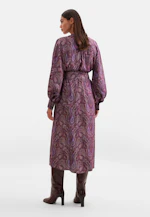 Robe à col droit avec ceinture à la taille et poignets hauts in Lilas |  Seidensticker Onlineshop