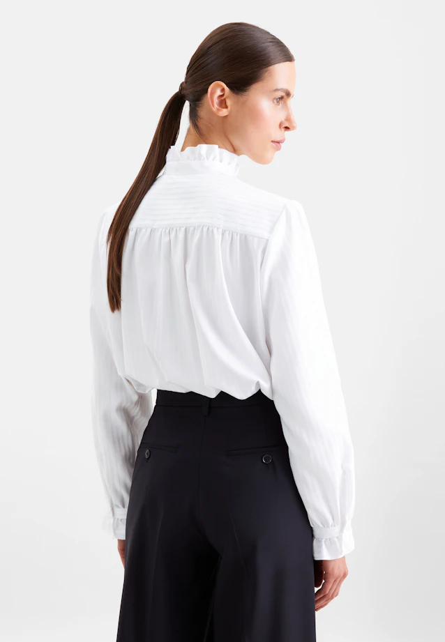 Satinierte Schluppenbluse mit Rüschendetail in Blanc |  Seidensticker Onlineshop