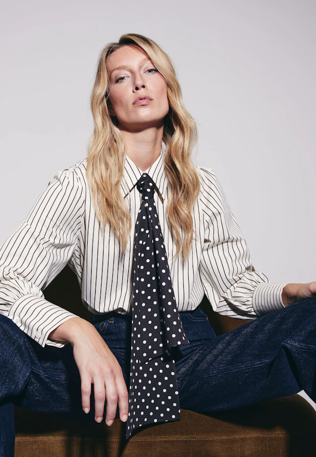 Blouse with detachable bow tie in Braun |  Seidensticker Onlineshop