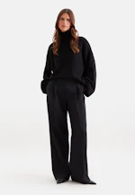 Boxy wool and cashmere turtleneck sweater in Schwarz |  Seidensticker Onlineshop