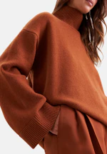 Boxy wool and cashmere turtleneck sweater in Braun |  Seidensticker Onlineshop