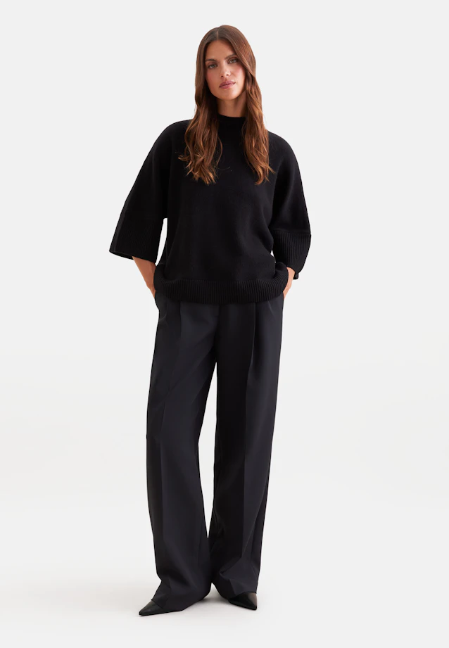 Boxy wool and cashmere turtleneck sweater in Schwarz |  Seidensticker Onlineshop