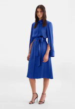 Satin shirt dress with high sleeve slits in Mittelblau |  Seidensticker Onlineshop