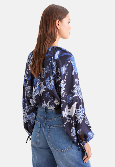 Satinierte Raglanbluse mit Schleifendetails in Schwarz |  Seidensticker Onlineshop