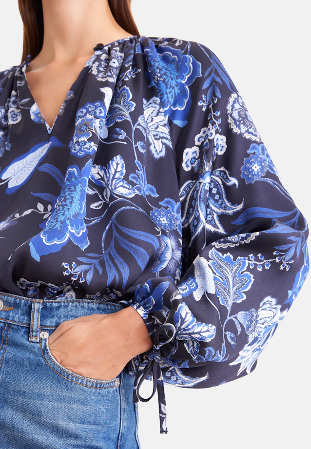 Satinierte Raglanbluse mit Schleifendetails in Schwarz |  Seidensticker Onlineshop