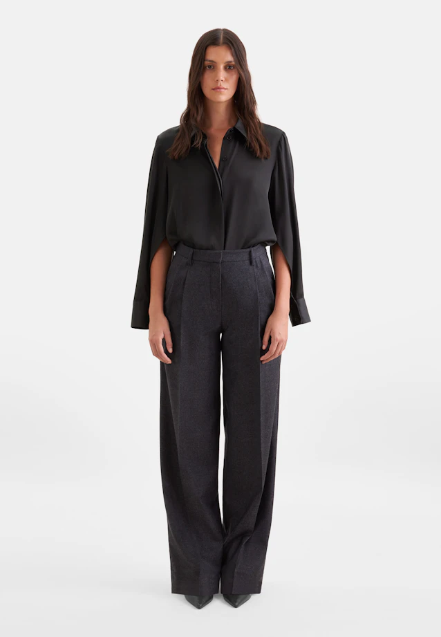 Shirt blouse with high sleeve slits made of 100% silk in Schwarz |  Seidensticker Onlineshop