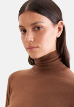 THE ESSENTIAL Fine-Knit Turtleneck Sweater with Silk in Braun |  Seidensticker Onlineshop