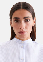 Stehkragenbluse Gestreift in Mittelblau |  Seidensticker Onlineshop