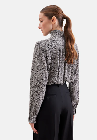 Bow Blouse with Ruffle Detail in Schwarz |  Seidensticker Onlineshop