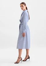 Midi Hemdblusenkleid aus Baumwollsatin in Mittelblau |  Seidensticker Onlineshop