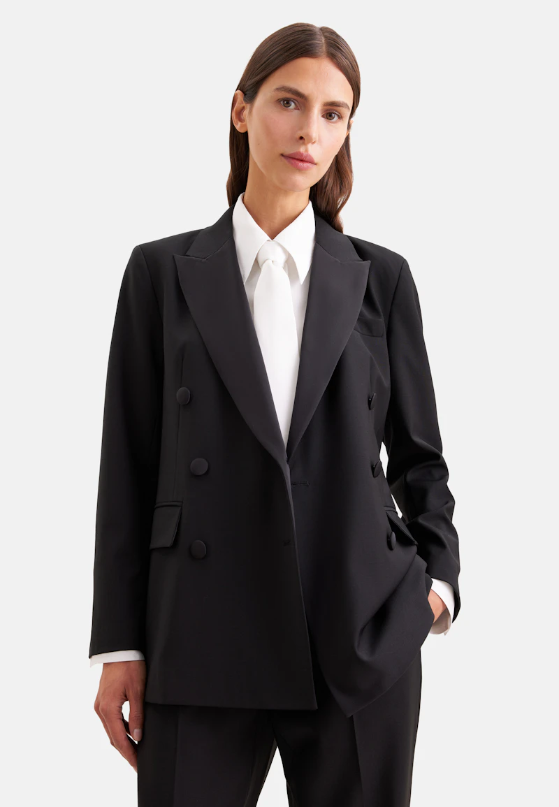 Zweireihiger Smokingblazer aus einer Wollmischung mit satinierten Details