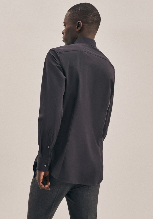 Non-iron Poplin Business Shirt in Slim with Kent-Collar and extra long sleeve in Black | Seidensticker Onlineshop