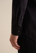 Chemise Business Slim Col Kent  manches extra-longues in Noir |  Seidensticker Onlineshop