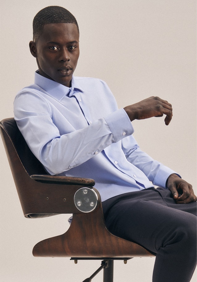 Non-iron Fil a fil Business Shirt in X-Slim with Kent-Collar in Light Blue | Seidensticker Onlineshop