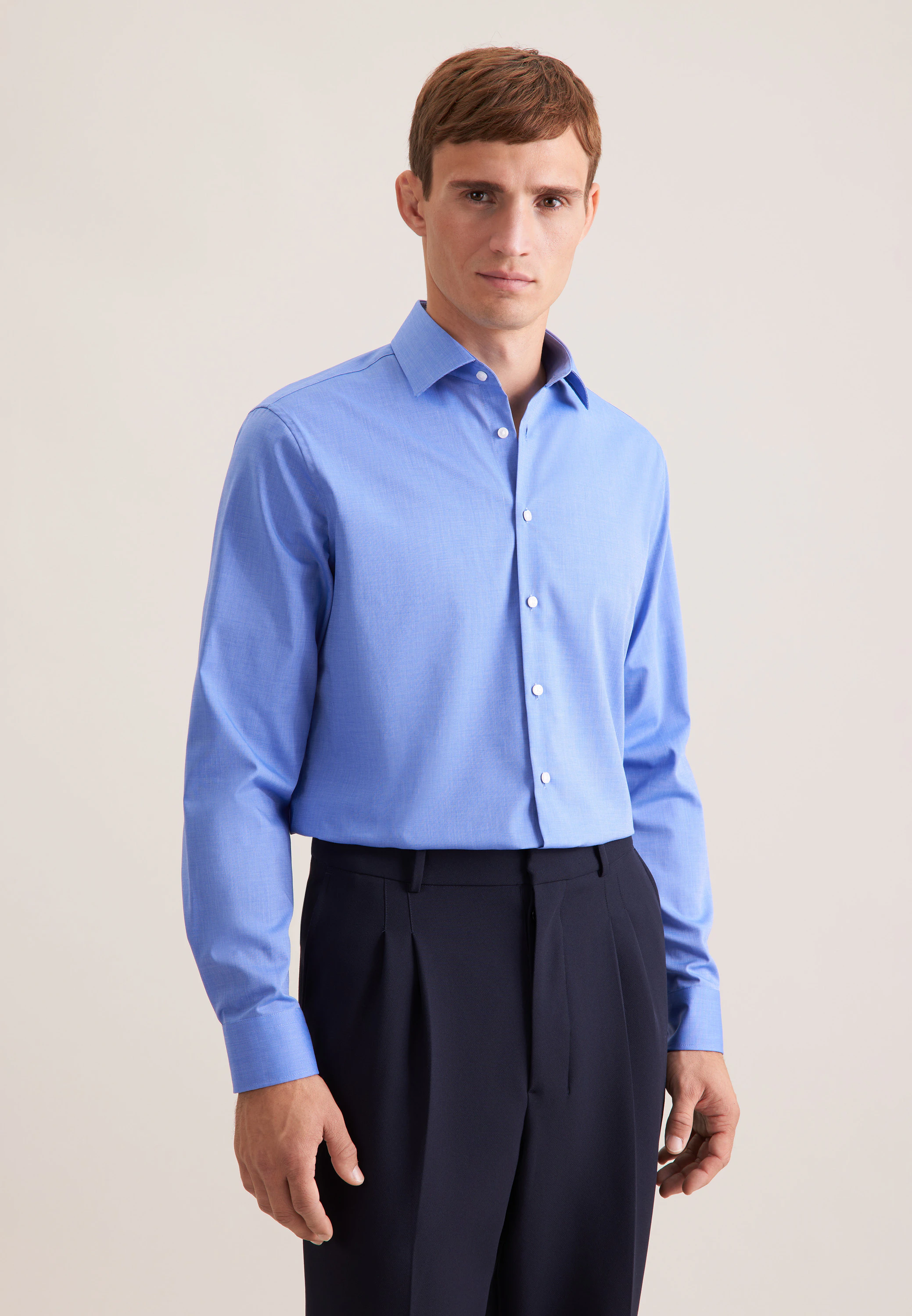 Shaped Business Hemd Uni Blau 44