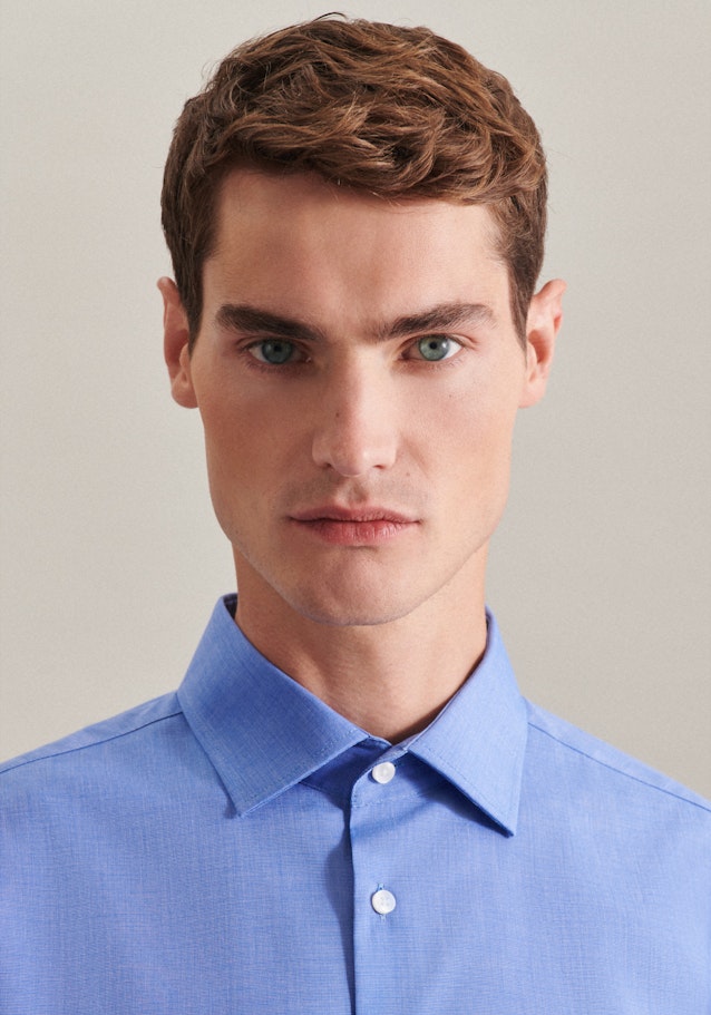 Shaped Chemise d'affaires Uni in Bleu Moyen | Seidensticker Onlineshop