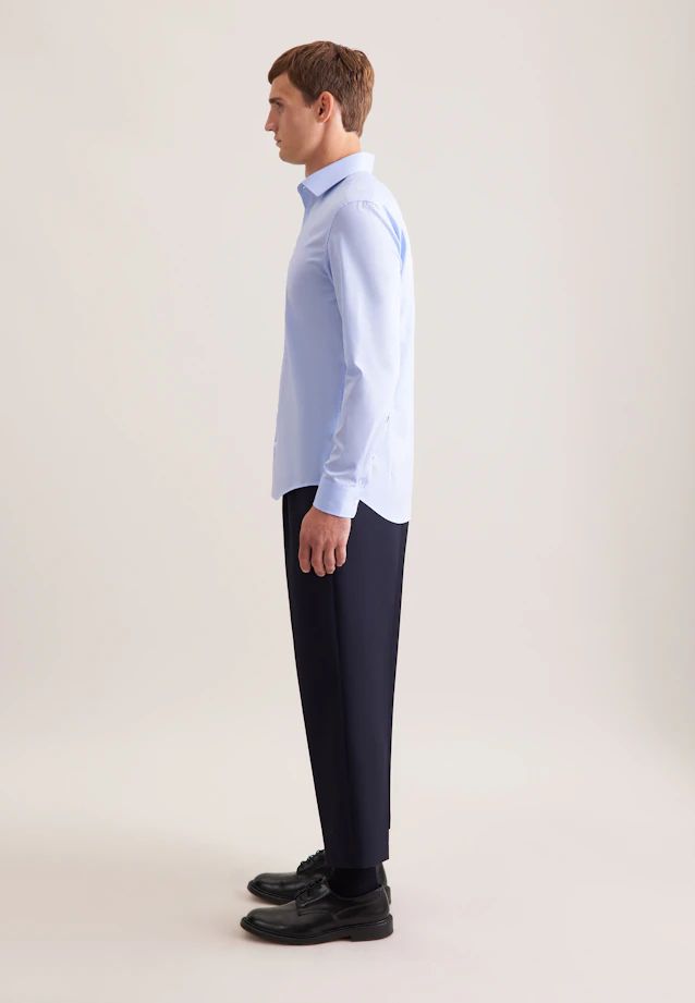 Shaped Chemise d'affaires Uni in Bleu Clair |  Seidensticker Onlineshop