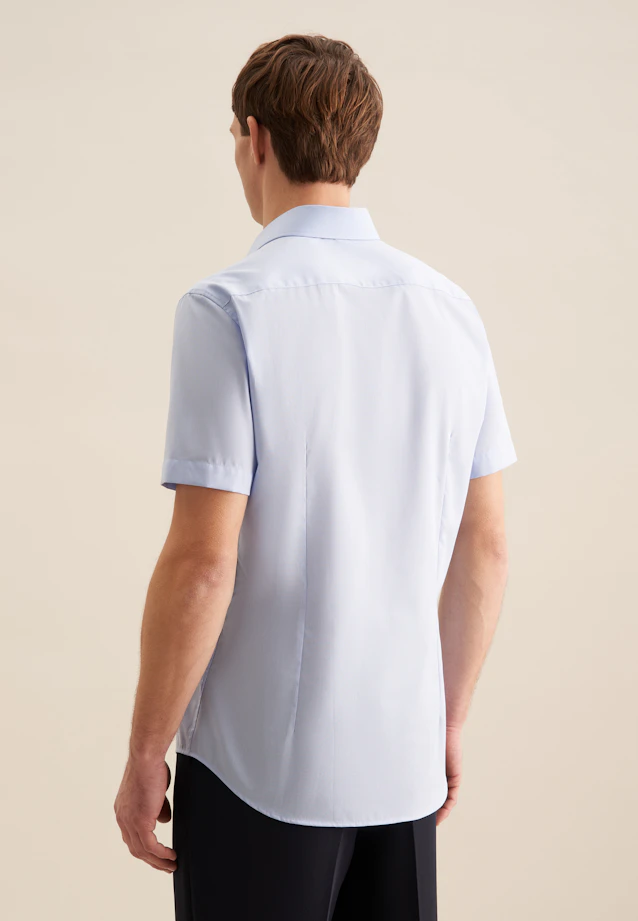 Shaped Chemise d'affaires Uni in Bleu Clair |  Seidensticker Onlineshop