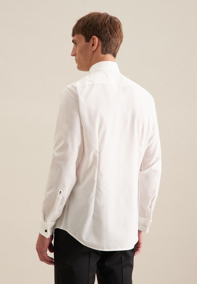 Non-iron Poplin Gala Shirt in Shaped with Kent-Collar in Ecru |  Seidensticker Onlineshop