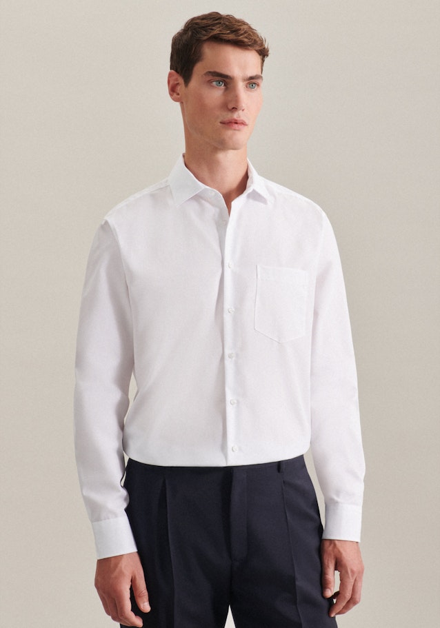 Bügelfreies Fil a fil Business Hemd in Regular mit Kentkragen in Weiß | Seidensticker Onlineshop