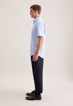 Regular Chemise d'affaires Uni in Bleu Clair |  Seidensticker Onlineshop