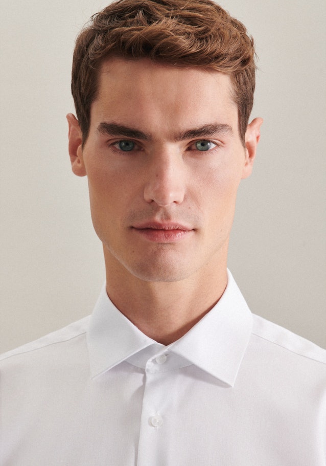 Non-iron Fil a fil Short sleeve Business Shirt in Regular with Kent-Collar in White |  Seidensticker Onlineshop