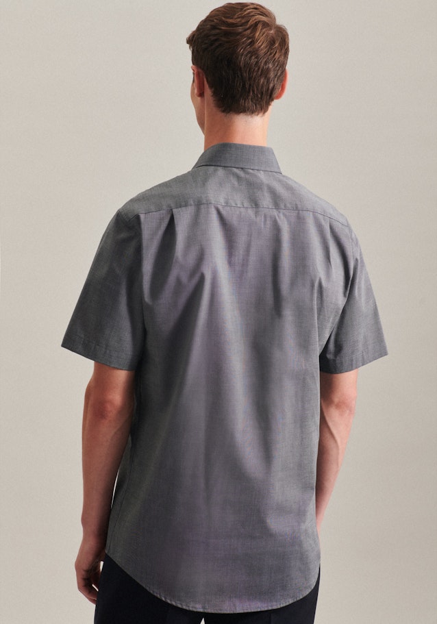 Bügelfreies Fil a fil Kurzarm Business Hemd in Regular mit Kentkragen in Grau | Seidensticker Onlineshop