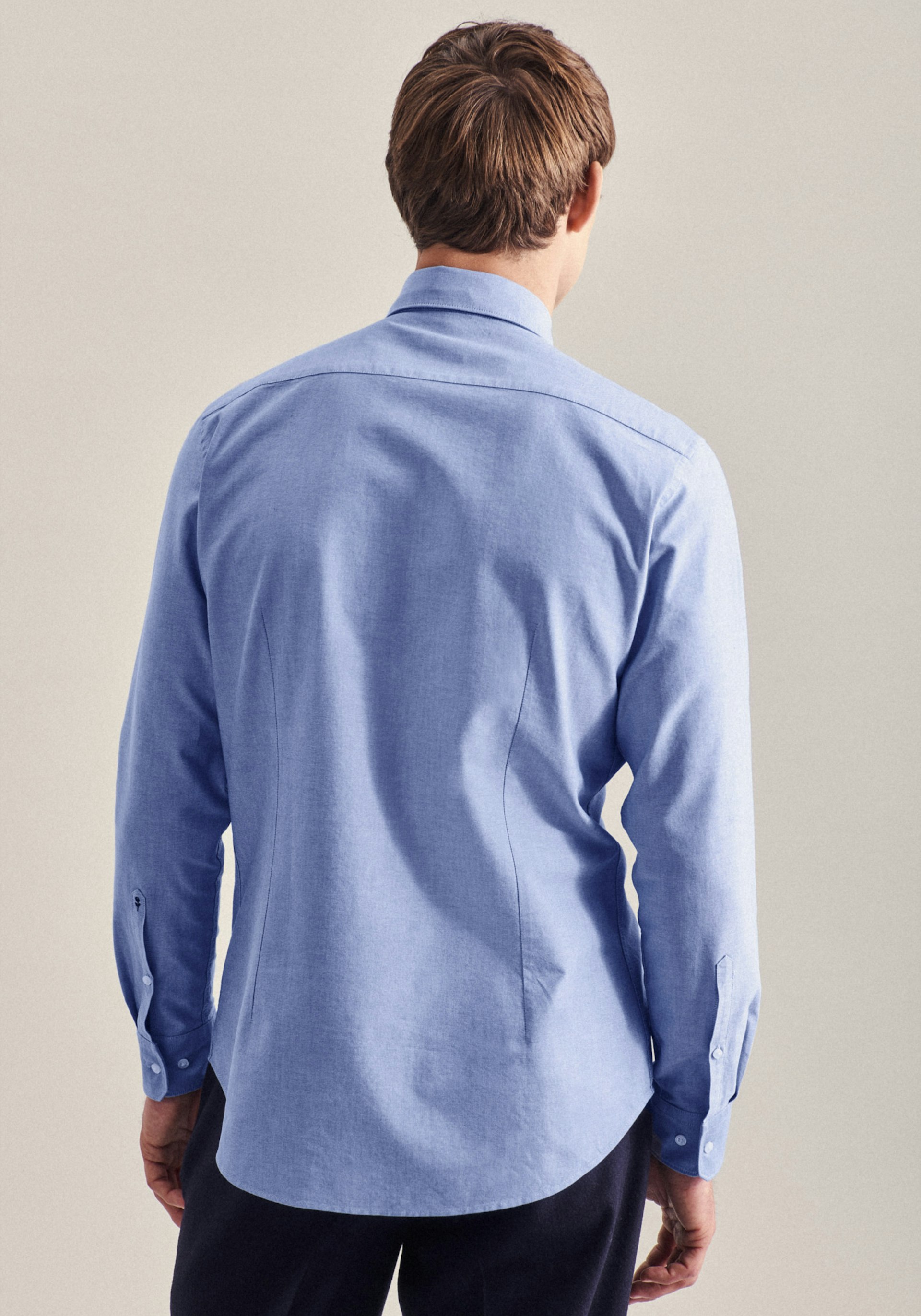 Herren Oxford Business Hemd in Shaped mit Button-Down-Kragen hellblau |  Seidensticker