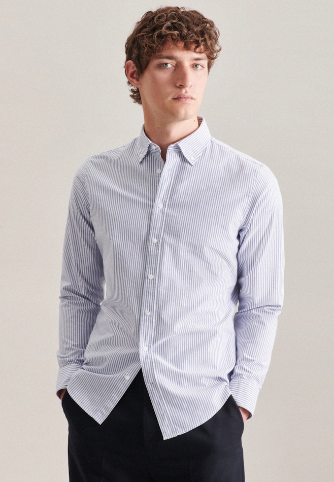 Business Shirt in X-Slim with Button-Down-Collar in Light Blue | Seidensticker online shop