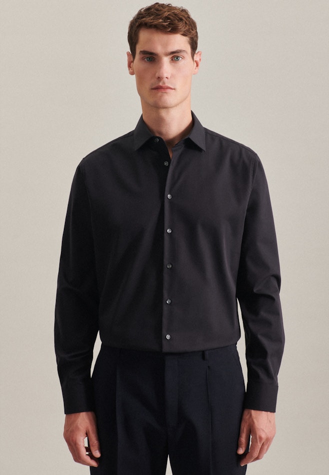 Shaped Business shirt Uni in Black | Seidensticker online shop