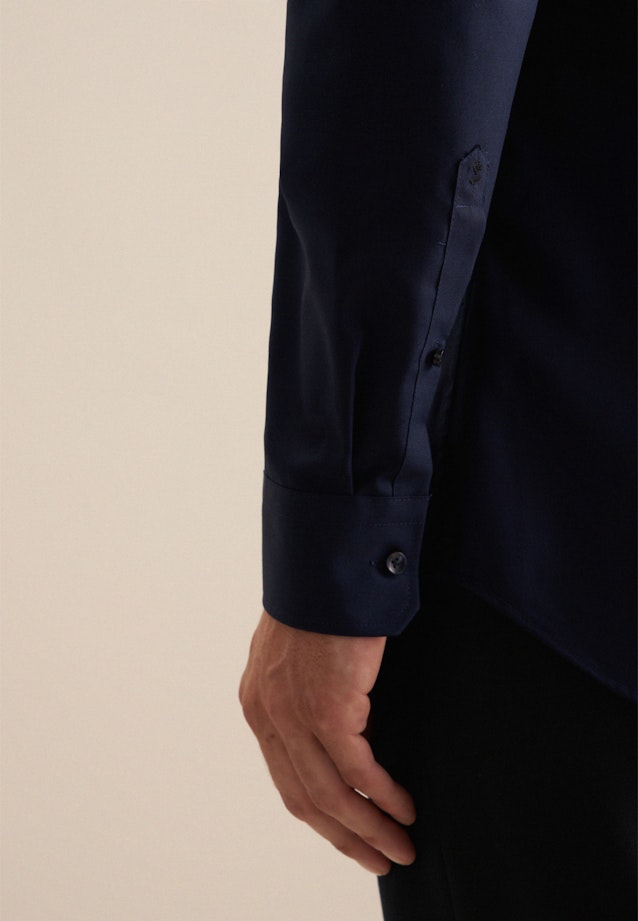 Non-iron Poplin Business Shirt in Shaped with Kent-Collar in Dark Blue |  Seidensticker Onlineshop