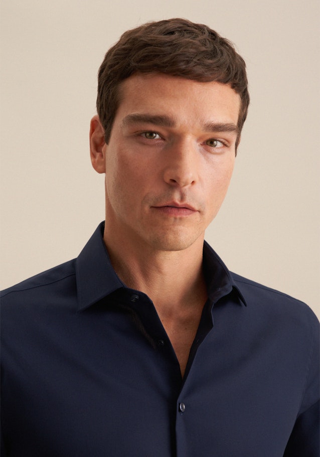 Shaped Chemise d'affaires Uni in Bleu Foncé | Seidensticker Onlineshop