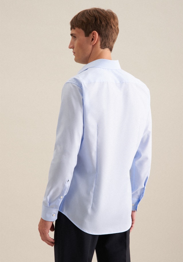 Non-iron Poplin Business Shirt in Shaped with Kent-Collar in Medium Blue | Seidensticker Onlineshop