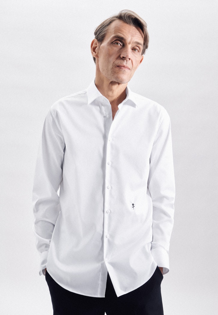 Herren Bügelfreies Twill Business Hemd in Shaped mit Kentkragen weiß |  Seidensticker
