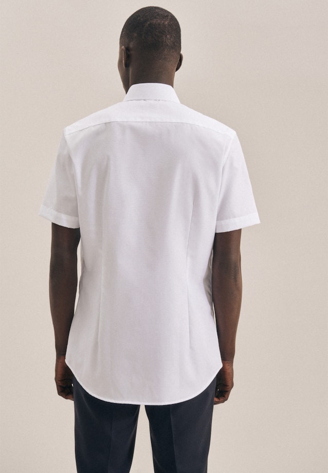 Non-iron Poplin Short sleeve Business Shirt in Shaped with Kent-Collar in White | Seidensticker Onlineshop