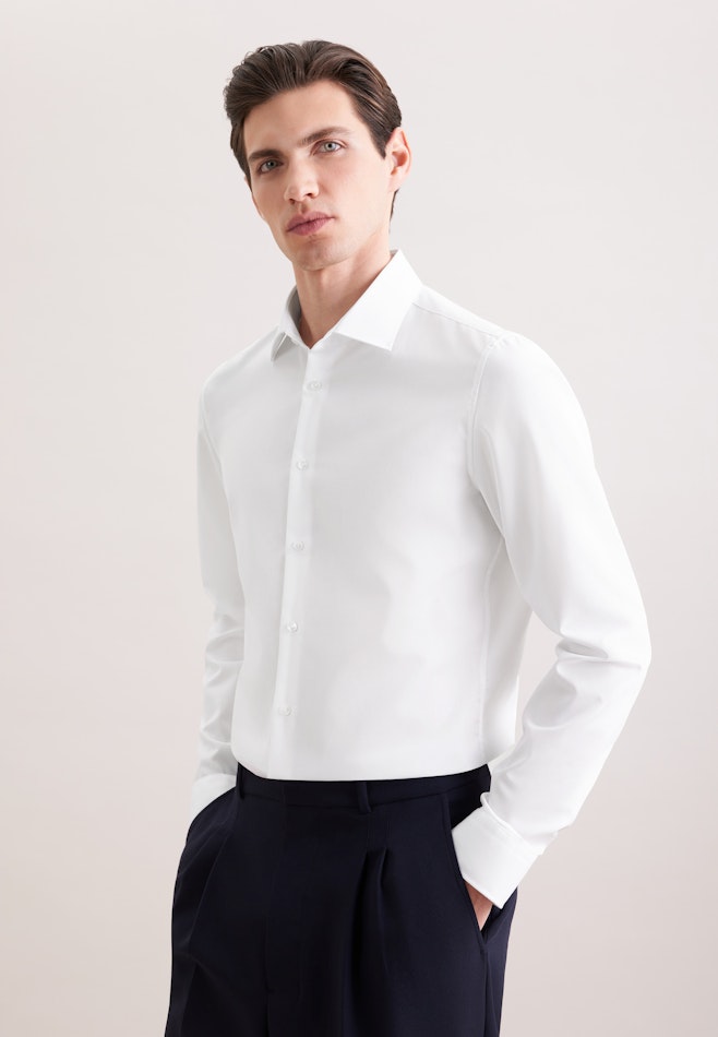 Shaped Chemise d'affaires Uni dans Blanc | Boutique en ligne Seidensticker