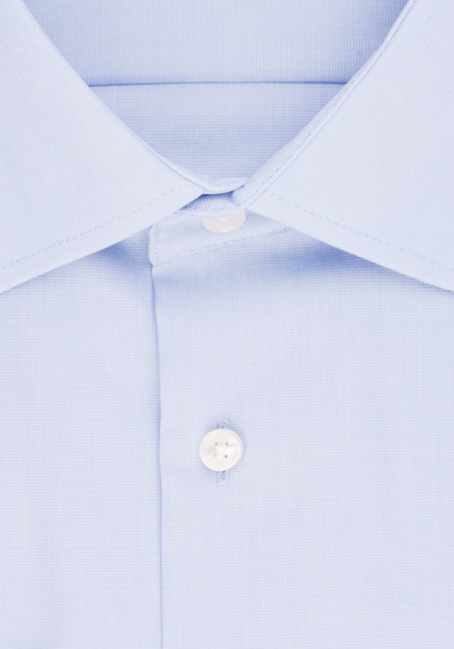 Non-iron Poplin Business Shirt in Shaped with Kent-Collar and extra long sleeve in Light Blue |  Seidensticker Onlineshop