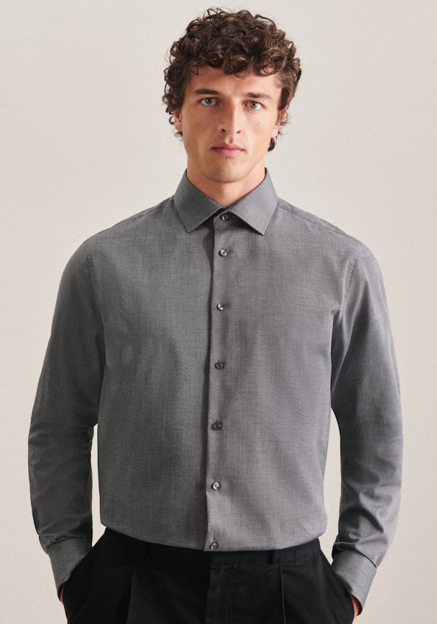 Bügelfreies Popeline Business Hemd in Shaped mit Kentkragen und extra langem Arm in Grau | Seidensticker Onlineshop